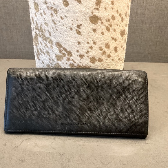 Burberry Long Wallet - Picture 1 of 4
